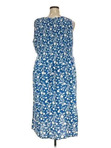 Croft & Barrow Casual Dress (view 2)