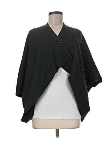 Pure & Good Poncho (view 1)