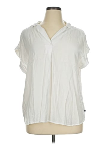 Gap Short Sleeve T-Shirt (view 1)