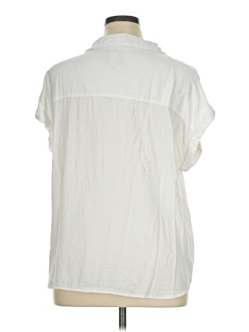 Gap Short Sleeve T-Shirt (view 2)