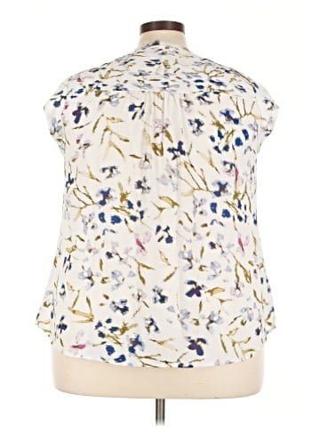 Daniel Rainn Sleeveless Blouse (view 2)