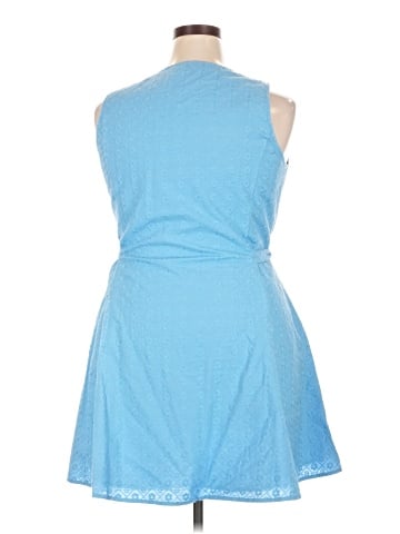 LC Lauren Conrad Casual Dress (view 2)