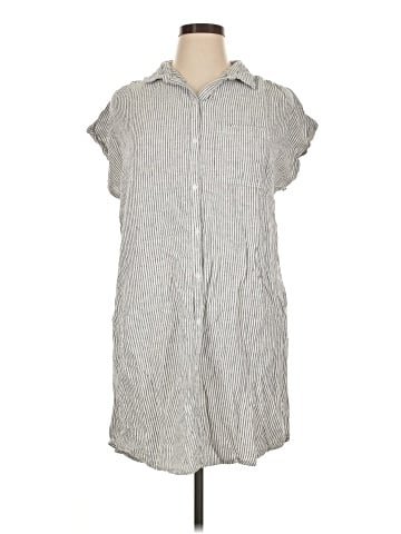 Old Navy Casual Dress (view 1)