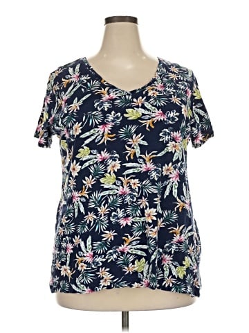 Avenue Short Sleeve T-Shirt (view 1)