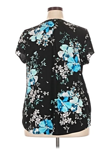 Croft & Barrow Short Sleeve Blouse (view 2)