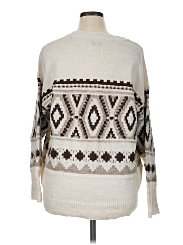 Old Navy Pullover Sweater (view 2)