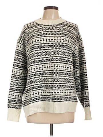 American Eagle Outfitters Pullover Sweater (view 1)