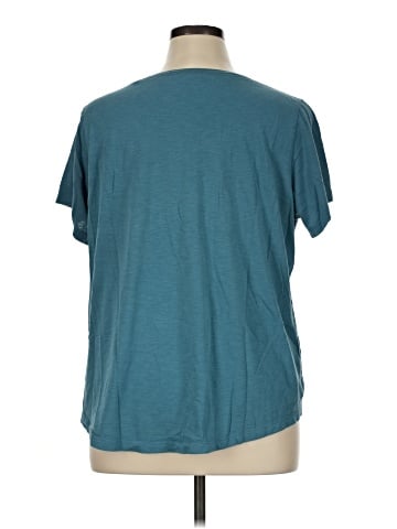 Nike Short Sleeve T-Shirt (view 2)