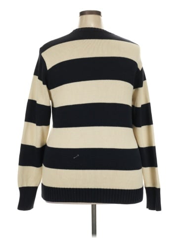 Brandy Melville Pullover Sweater (view 2)