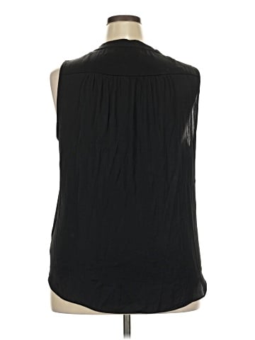 Vince Camuto Sleeveless T-Shirt (view 2)