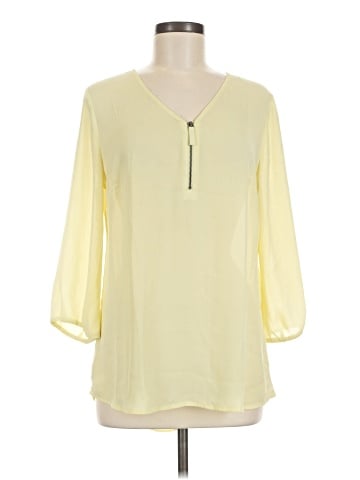 Maurices 3/4 Sleeve T-Shirt (view 1)