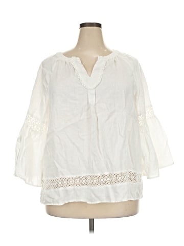 Crown & Ivy 3/4 Sleeve Blouse (view 1)