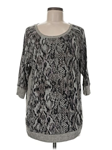Maurices 3/4 Sleeve T-Shirt (view 1)