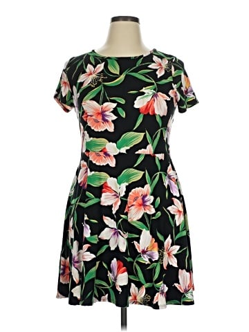 Forever 21 Casual Dress (view 1)