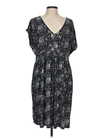Daisy Fuentes Casual Dress (view 1)