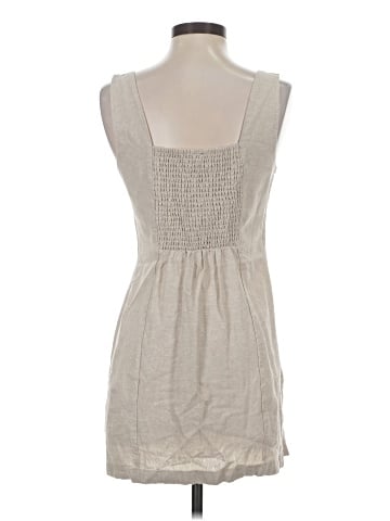 Old Navy Casual Dress (view 2)
