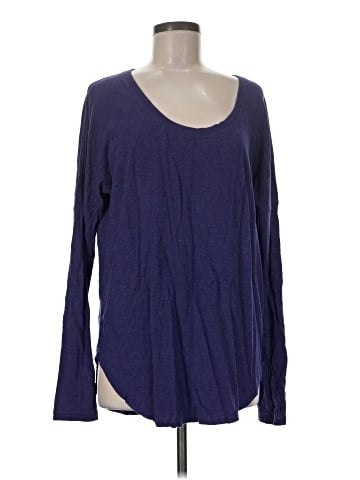 Athleta Long Sleeve T-Shirt (view 1)