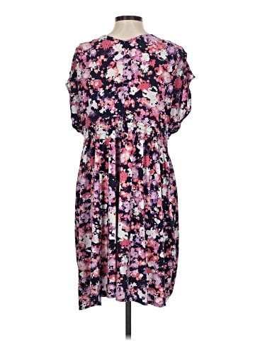 Daisy Fuentes Casual Dress (view 2)