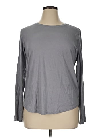Vince. Long Sleeve T-Shirt (view 1)