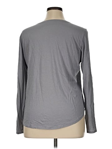 Vince. Long Sleeve T-Shirt (view 2)