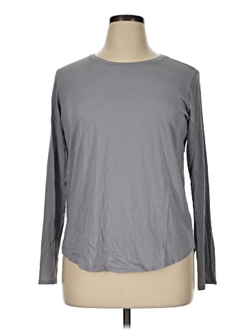 Vince. Long Sleeve T-Shirt (view 1)