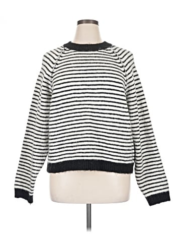 American Eagle Outfitters Pullover Sweater (view 1)