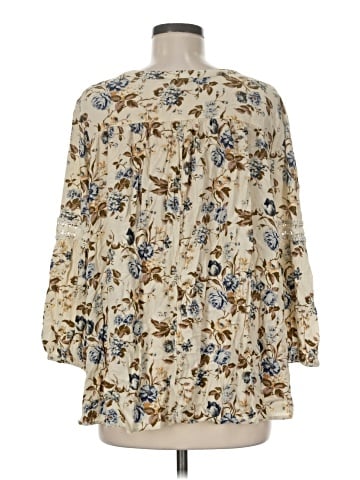 American Eagle Outfitters 3/4 Sleeve Blouse (view 2)
