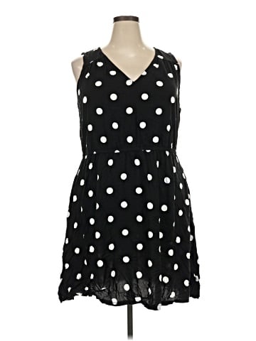 Old Navy Casual Dress (view 1)