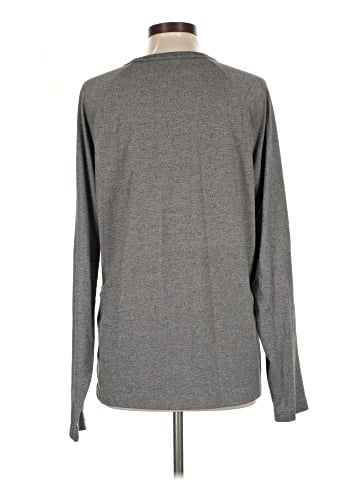 Gap Outlet Long Sleeve T-Shirt (view 2)