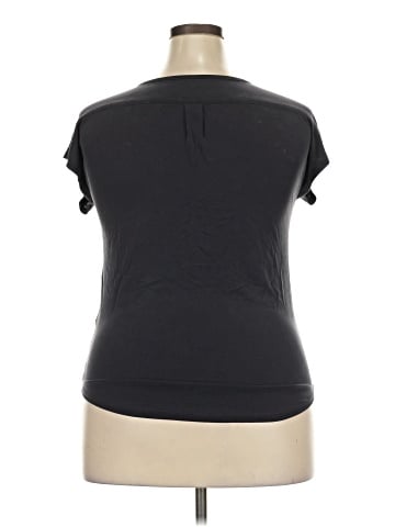 Leo & Nicole Sleeveless T-Shirt (view 2)