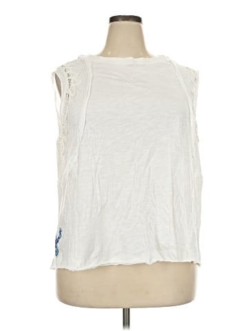 Maurices Sleeveless T-Shirt (view 1)