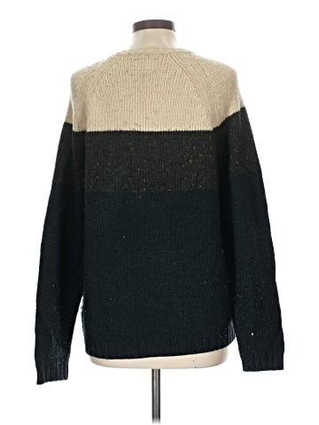 American Eagle Outfitters Pullover Sweater (view 2)