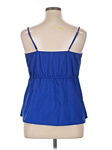 Shein Curve Sleeveless Blouse (view 2)