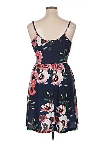 Unbranded Casual Dress (view 2)