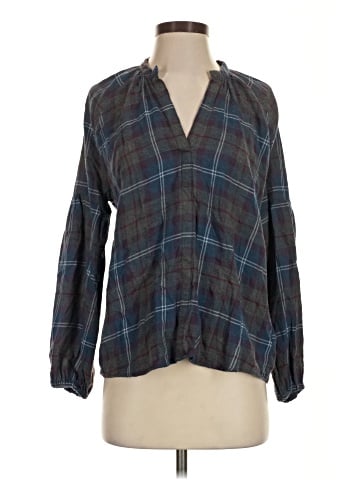 Romeo & Juliet Couture 3/4 Sleeve Blouse (view 1)