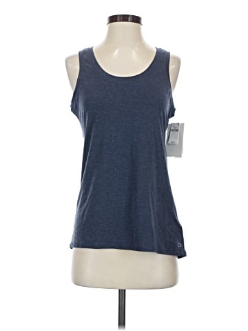 Gap Fit Sleeveless T-Shirt (view 1)
