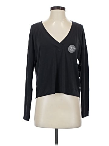 Gap Fit Long Sleeve T-Shirt (view 1)