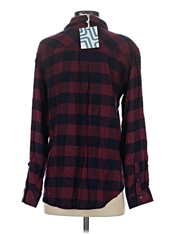 Market and Spruce Long Sleeve Button-Down Shirt (view 2)