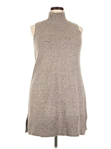 Free Assembly Casual Dress (view 1)
