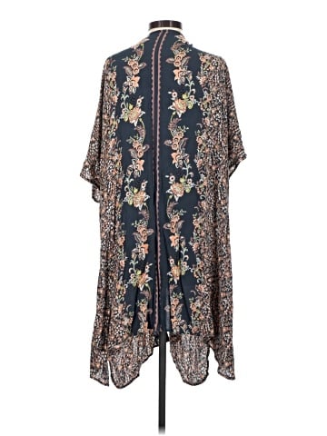Angie Kimono (view 2)