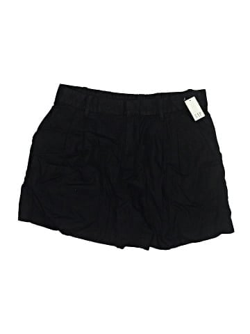 Gap Shorts (view 1)