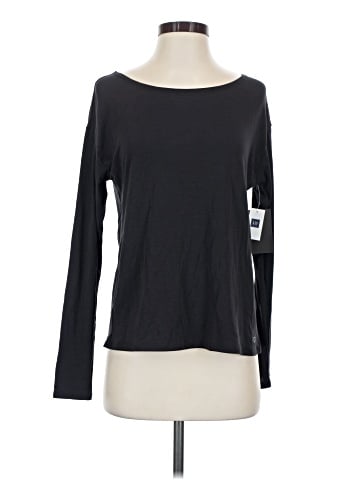 Gap Fit Long Sleeve T-Shirt (view 1)