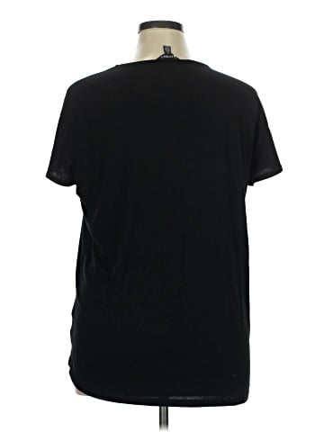 Ellen Tracy Short Sleeve T-Shirt (view 2)