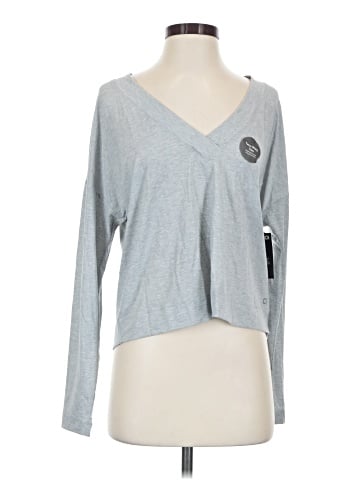 Gap Fit Long Sleeve T-Shirt (view 1)