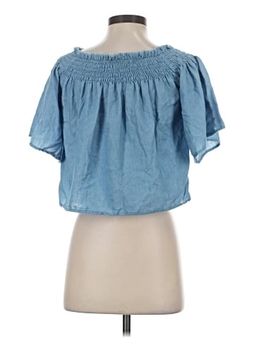 Charlotte Russe Short Sleeve Blouse (view 2)