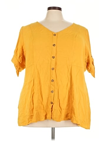 Torrid Short Sleeve Henley (view 1)