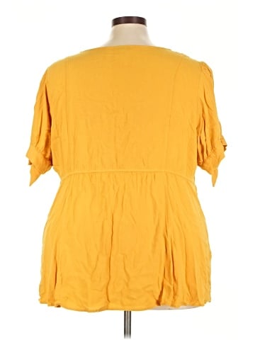 Torrid Short Sleeve Henley (view 2)