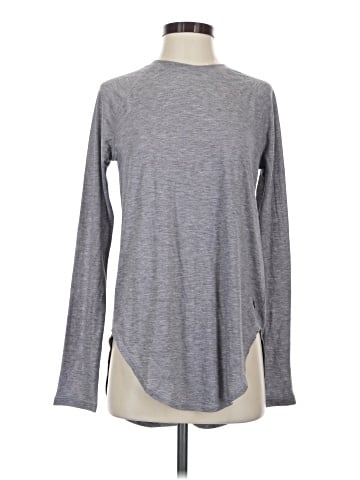 Under Armour Long Sleeve T-Shirt (view 1)