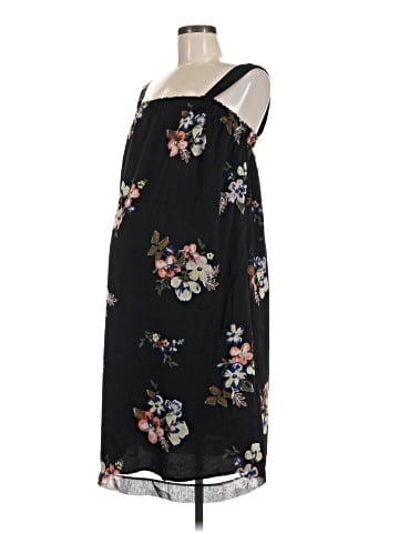 Liz Lange Maternity for Target Casual Dress (view 1)