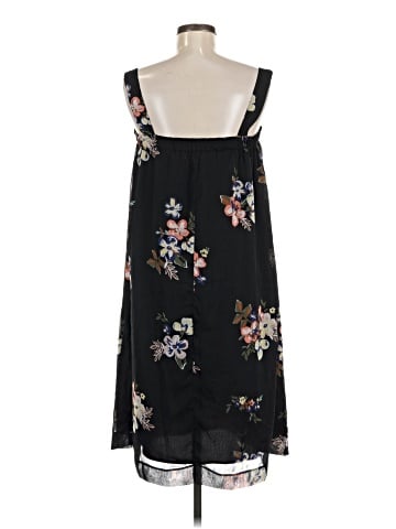 Liz Lange Maternity for Target Casual Dress (view 2)